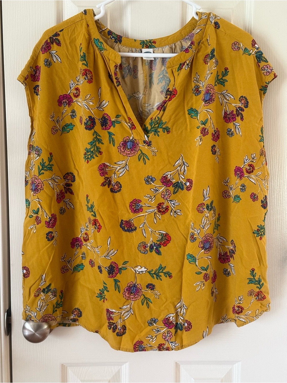 Old Navy 2X Plus Mustard Yellow Floral Split Neck Cap Sleeve Blouse Top